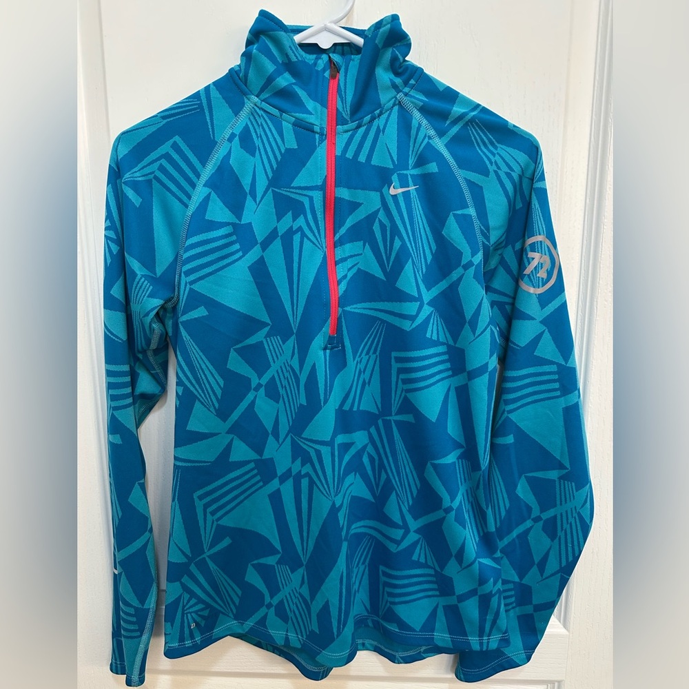 Nike Long Sleeve Dri-Fit Size: M